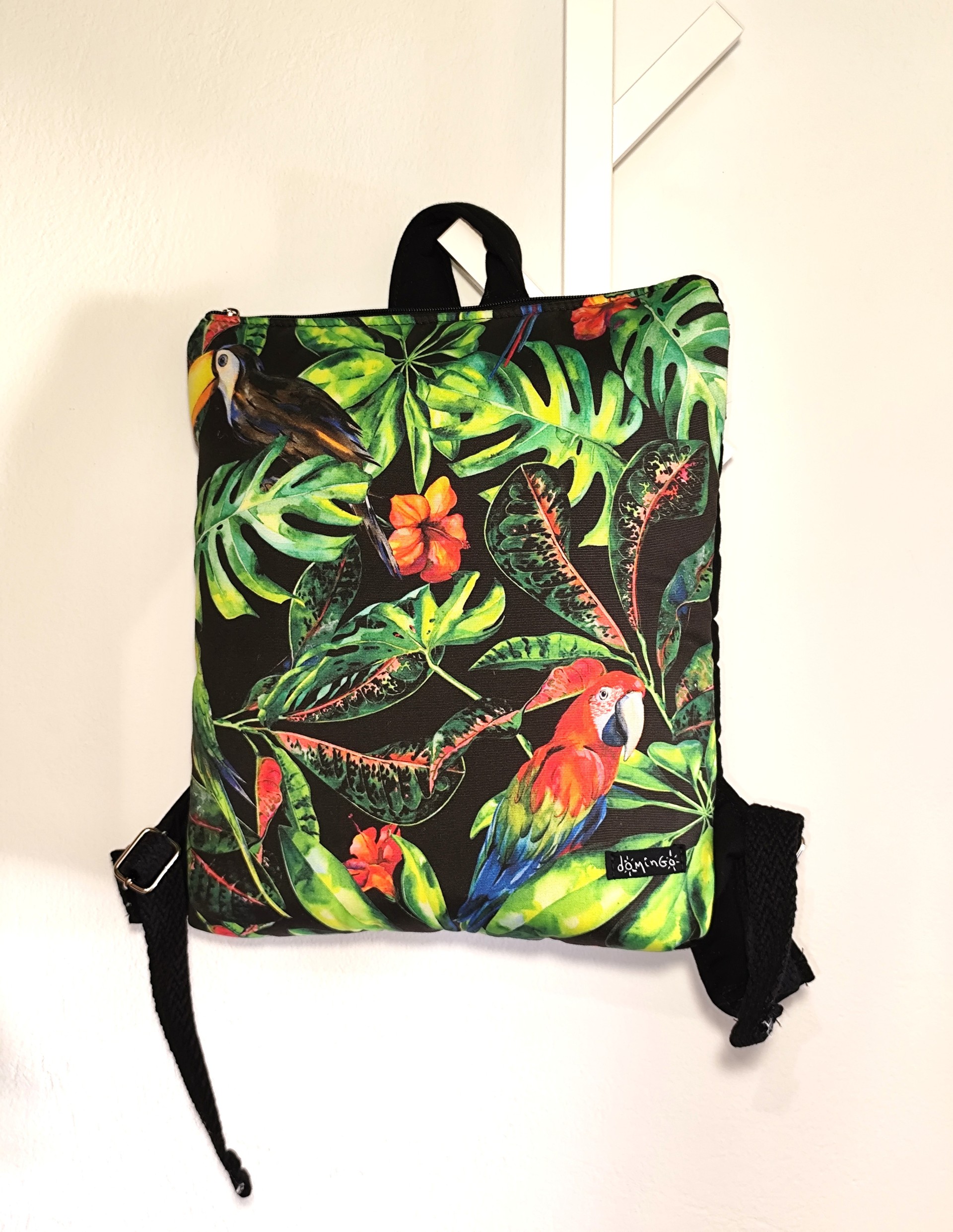 Tropical Jungle Puffer Backpack Medium